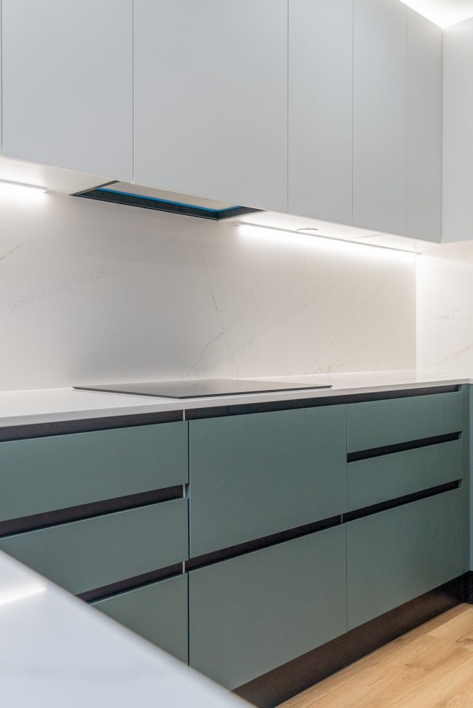 cocina verde y blanca x